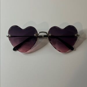 Heart-Shaped Pink Sunglasses